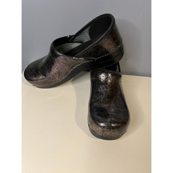Dansko Clogs - Women's Size 42 - Picture 3 of 10